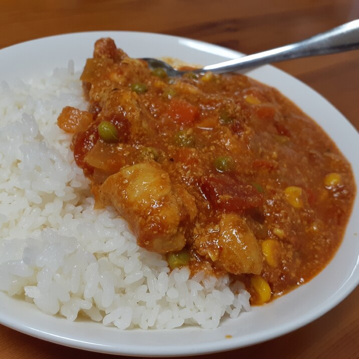 安くて美味しい！鶏胸肉のバターチキンカレー！